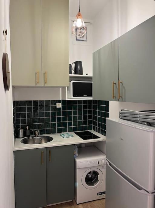 Gare De Lyon 12E, Suite 1 Chambre 2 A 4P Paris Exterior foto